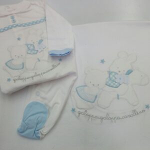 COORDINATO TUTINA+COPERTA CULLA/CARROZZINA
CON DISEGNO ORSETTO