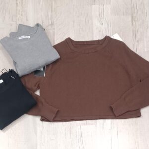 maglia in lana  crop top - immagine 1